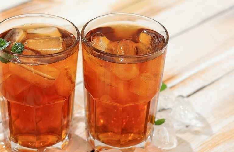 夏の冷たい飲み物、飲み過ぎていない？胃腸が弱くなり、自律神経の乱れ、腰痛に！